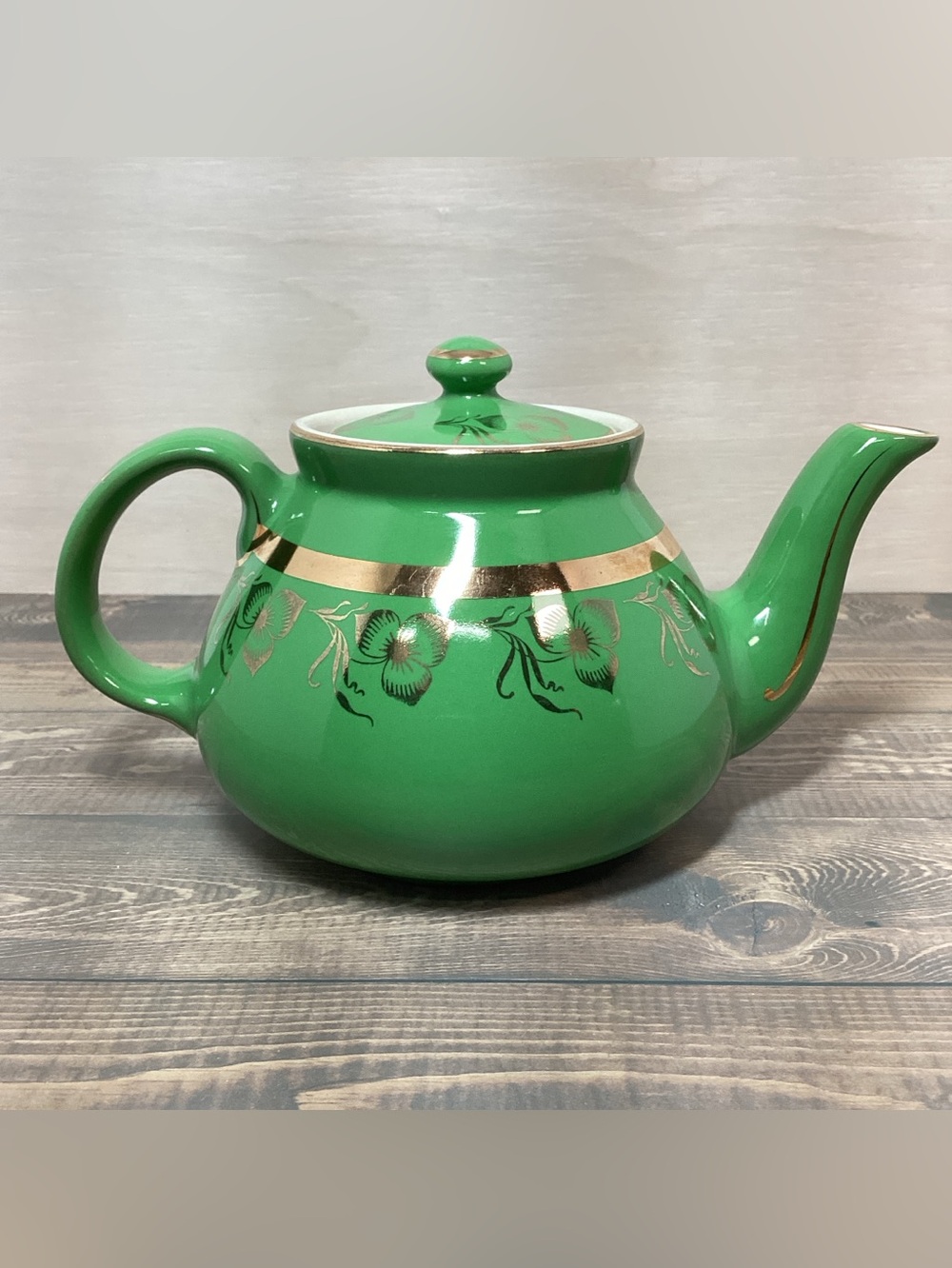 Vintage Hall China Pottery 6 Cup Teapot 032 Emerald Green & Gold 5.5x9